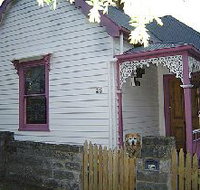 Peck's on Pine - Tourism Cairns