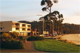 Lifes A Beach Apartment - Tourism Cairns 0