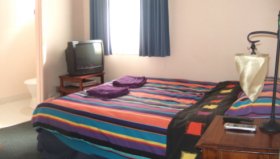 Kentish Hotel - Tourism Cairns 0