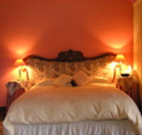 Cow 'n' Calf Art Gallery Unit - Tourism Cairns