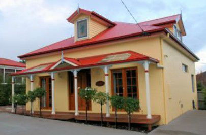 Quayside Cottages - Tourism Cairns 3