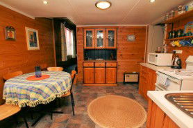 Rosie's Cottage - Tourism Cairns 2