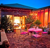 At Eleven La Petite Maison - Tourism Cairns