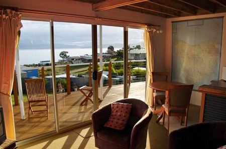 Bruny Island Accommodation Services - The Don - Tourism Cairns 4
