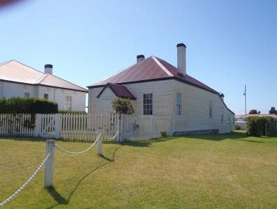 Pilot Station Accommodation - Tourism Cairns 3