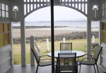Pilot Station Accommodation - Tourism Cairns 4