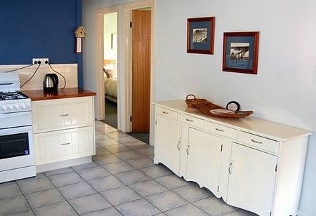 Engadine Cottage - Tourism Cairns 4