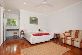 Jungara Cairns  Bed And Breakfast - Tourism Cairns 3