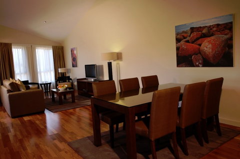 Wyndham Seven Mile Beach - Tourism Cairns 7