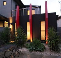 Sixty Three On Lucan - Tourism Cairns