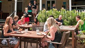 Halse Lodge Backpackers Hostel YHA - Tourism Cairns 2