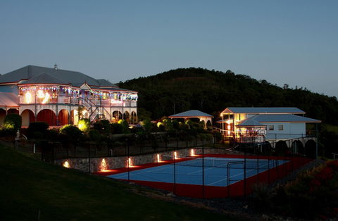 Jacaranda Creek Farmstay And Bed And Breakfast - Tourism Cairns 1