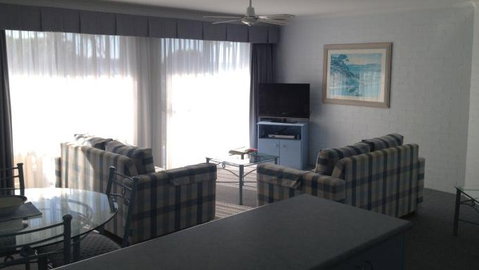 Breakers Apartments Mollymook - Tourism Cairns 1