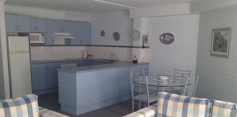 Breakers Apartments Mollymook - Tourism Cairns 2