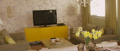 Cromwell House - Tourism Cairns 1