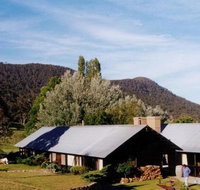 Crackenback Farm Mountain Guesthouse