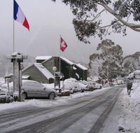 Kasees Apartments and Mountain Lodge - Tourism Cairns