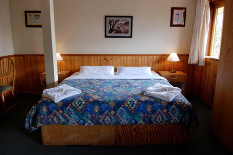 Candlelight Lodge - Tourism Cairns 0