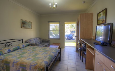 Tumut Apartments - Tourism Cairns 2