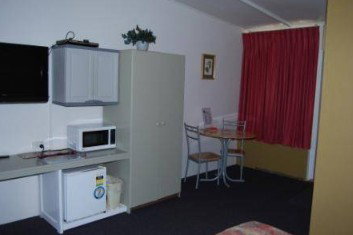 Holbrook Settlers Motel - Tourism Cairns 5
