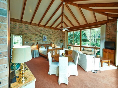 The Garden Room Bed And Breakfast - Tourism Cairns 2