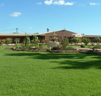 Newell Motor Inn - Tourism Cairns