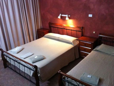 Bushmans Retreat Gundagai Motor Inn - Tourism Cairns 2
