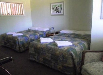 Clansman Motel - Tourism Cairns 2