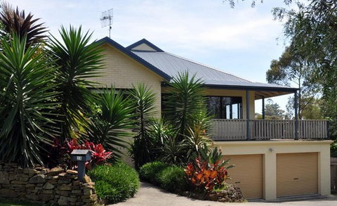 Burra By The Beach - Tourism Cairns 5
