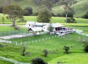 Barkeldine Farm Country Retreat - Tourism Cairns 4