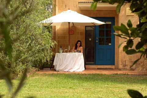 Chez Vous Villas - Tourism Cairns 1