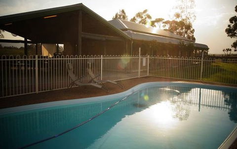 Blackthorn Hill Retreat - Tourism Cairns 3