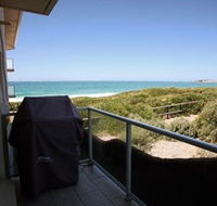Beachfront Narrabeen - Tourism Cairns