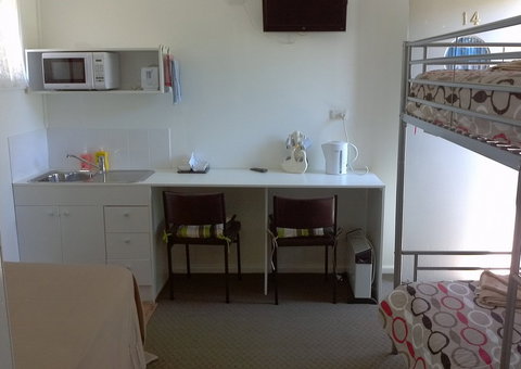 Black Stump Motel - Tourism Cairns 1
