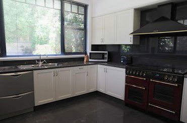 Belle La Rue - Tourism Cairns 1