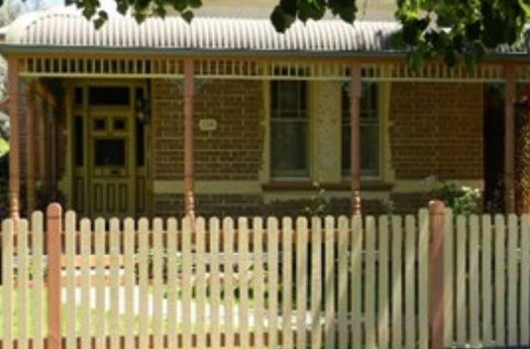 Chuck's Place - Tourism Cairns 0