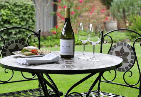 Clifton Gardens Bed And Breakfast - Orange NSW - Tourism Cairns 2