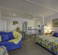 Hi-Way Units Motel - Tourism Cairns