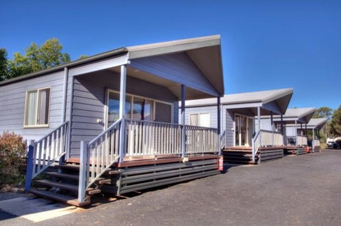 Lake Maraboon Holiday Village - Tourism Cairns 1