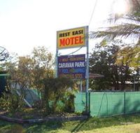 Rest Easi Motel - Tourism Cairns