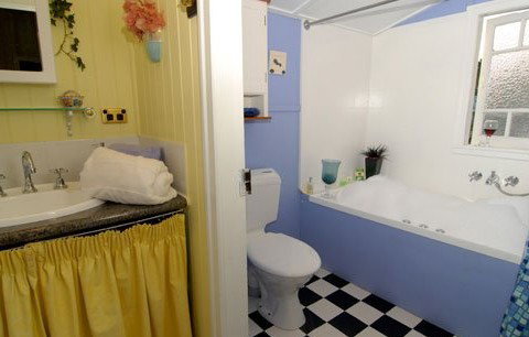 Running Creek QLD Tourism Cairns