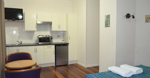 La Costa Motel - Tourism Cairns 1