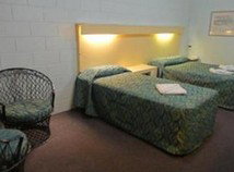 Fitzroy Motor Inn - Tourism Cairns 2