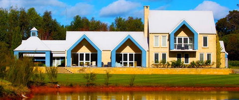 Cape Lodge - Tourism Cairns 4