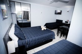 Miami Shore Motel - Tourism Cairns 2