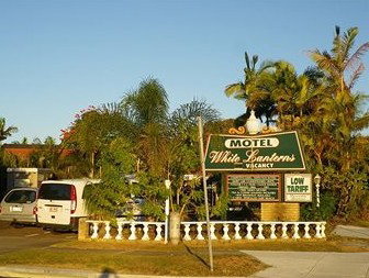 White Lanterns Motel - Tourism Cairns 0
