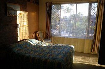 White Lanterns Motel - Tourism Cairns 1