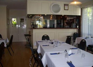 Centenary Motor Inn - Tourism Cairns 4