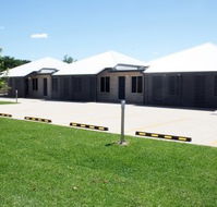 Emerald Park Motel - Tourism Cairns