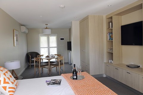 The Haus Studio Apartments - Tourism Cairns 5